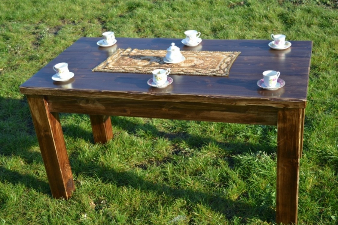 Masivní stůl Stoh